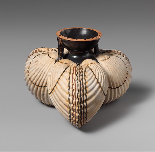 IMAGE 02 — Terracotta Aryballos in the Form of Three Cockle Shells